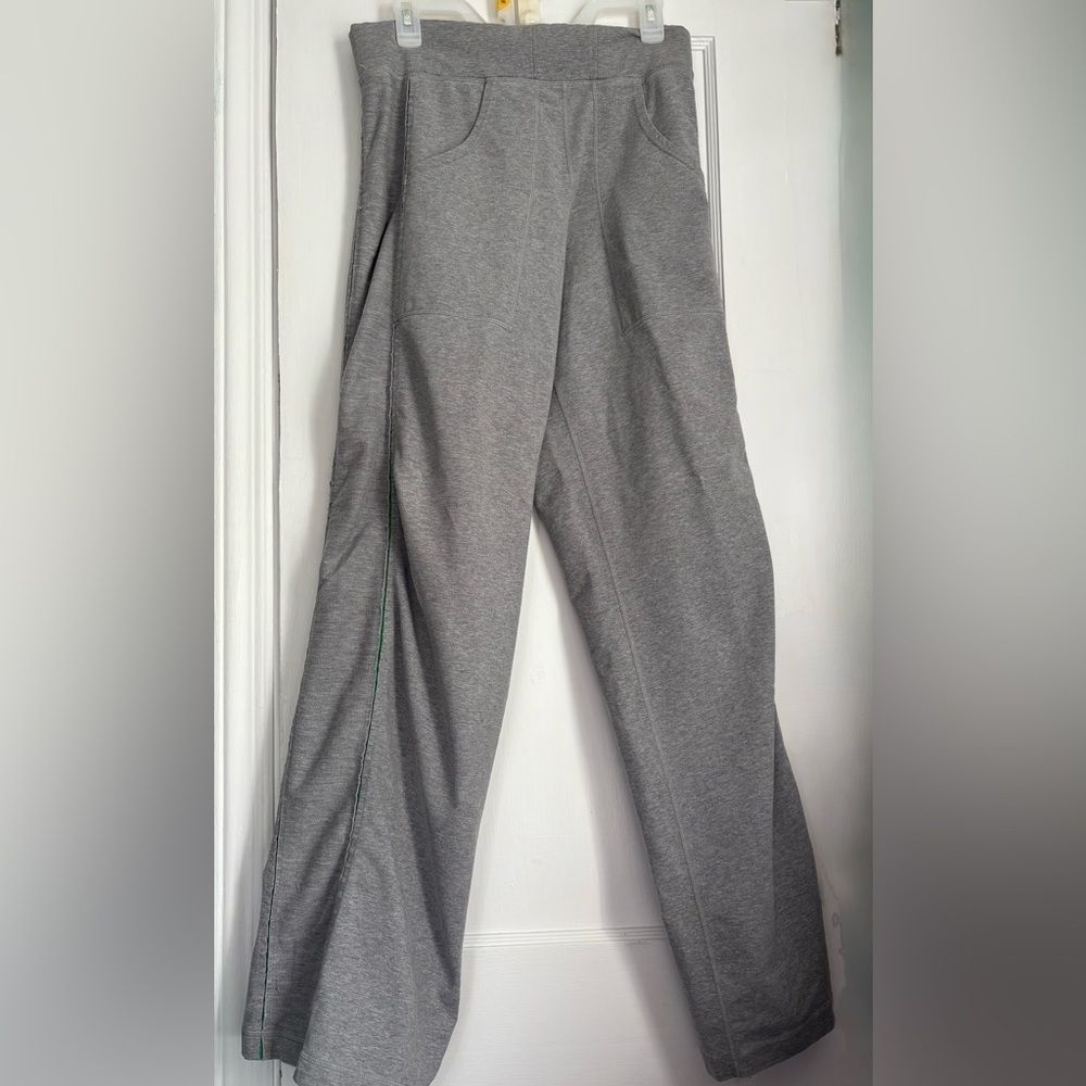 Lululemon Athletic Sweatpants Joggers Men's Gray Pants, waist 31